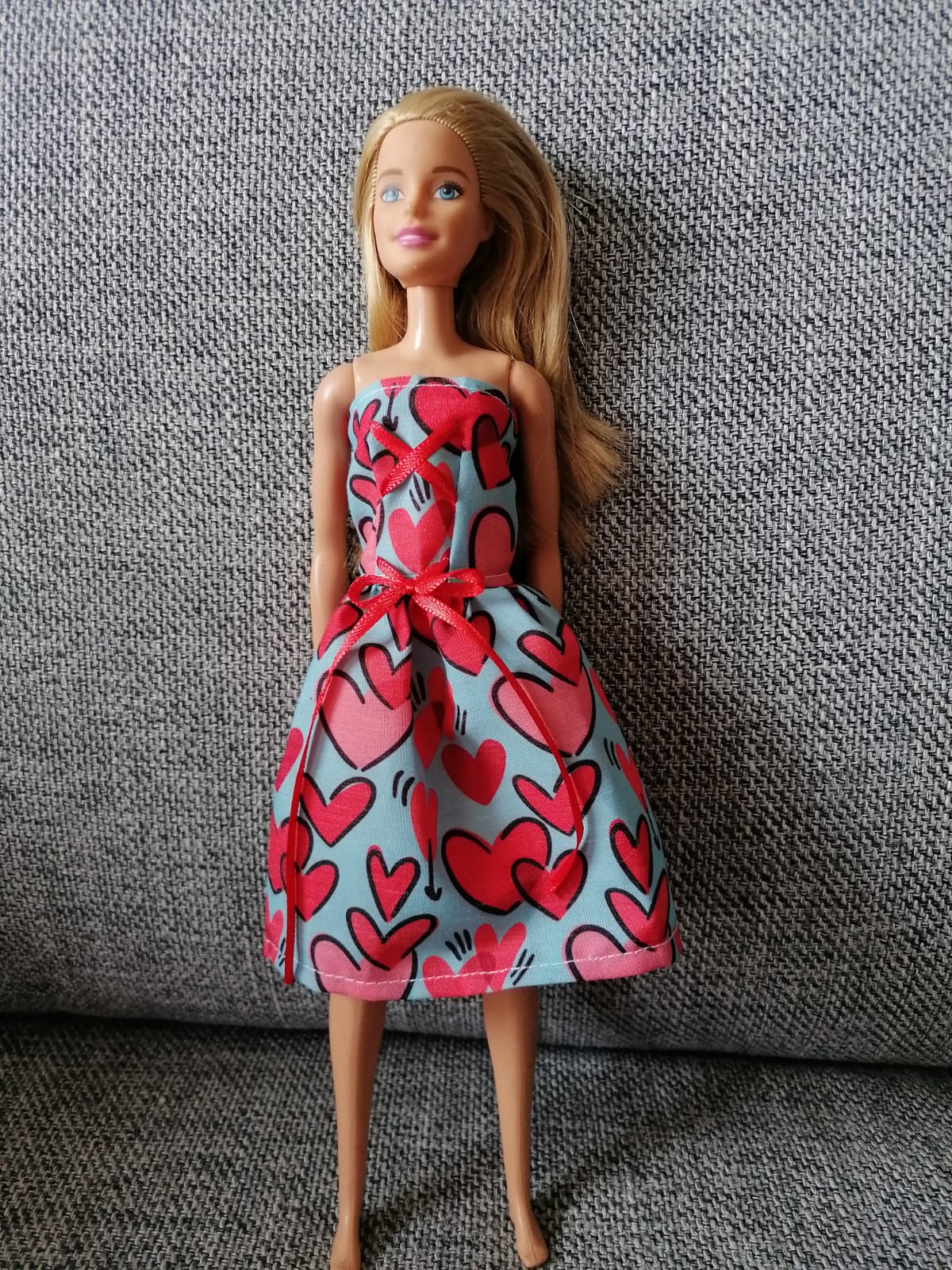 Barbie with red heart dress online